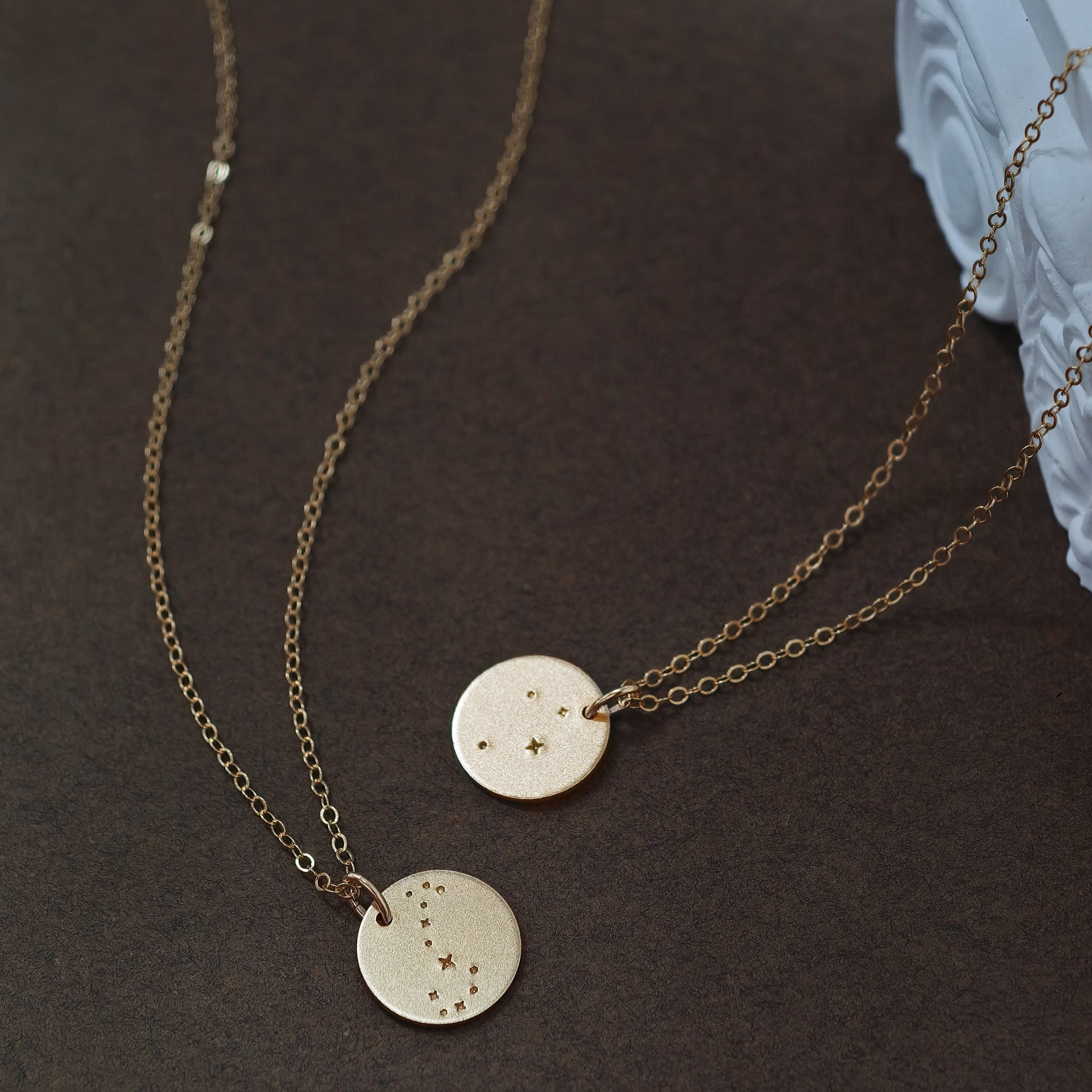 Color:Gold