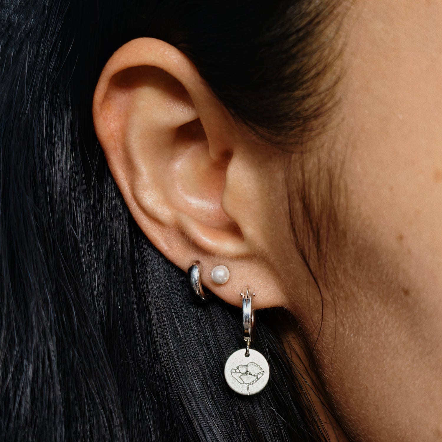 Color: Silver