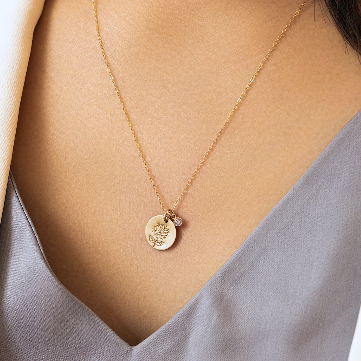 Color:Gold